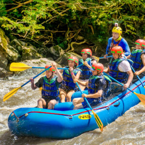 MAS CERCA DE LOS SANTOS 1N/2D